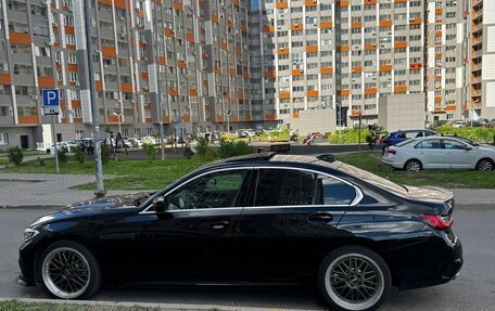 BMW 3 серия, 2019 год, 3 890 000 рублей, 14 фотография