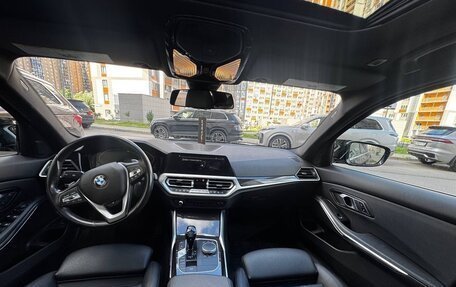 BMW 3 серия, 2019 год, 3 890 000 рублей, 9 фотография