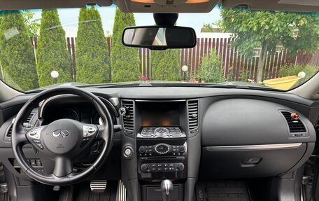 Infiniti FX II, 2013 год, 2 650 000 рублей, 6 фотография