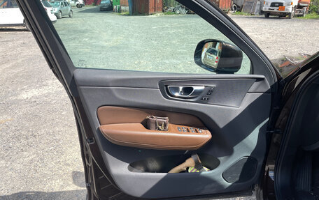 Volvo XC60 II, 2021 год, 2 999 999 рублей, 19 фотография