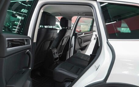 Volkswagen Touareg III, 2016 год, 2 490 000 рублей, 12 фотография