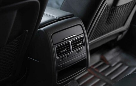 Volkswagen Touareg III, 2016 год, 2 490 000 рублей, 10 фотография