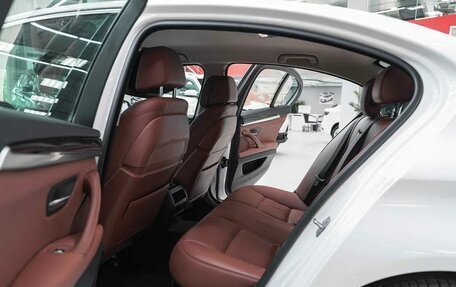 BMW 5 серия, 2016 год, 2 250 000 рублей, 15 фотография