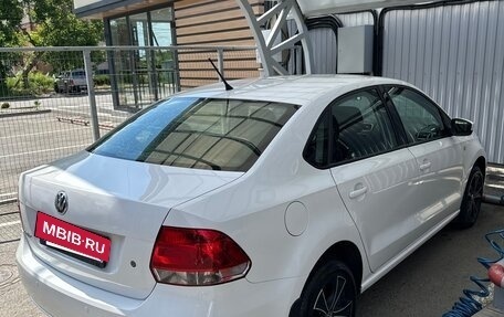 Volkswagen Polo VI (EU Market), 2012 год, 725 000 рублей, 2 фотография