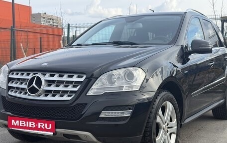 Mercedes-Benz M-Класс, 2010 год, 1 555 000 рублей, 2 фотография