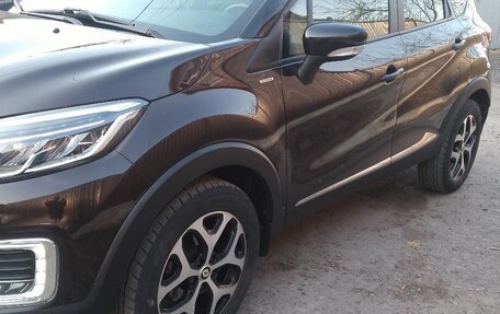 Renault Kaptur I рестайлинг, 2019 год, 1 550 000 рублей, 6 фотография
