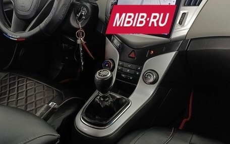 Chevrolet Cruze II, 2013 год, 750 000 рублей, 13 фотография