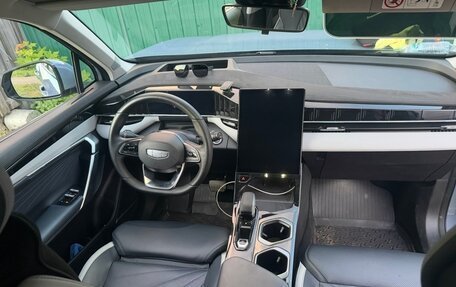 Geely Atlas, 2024 год, 3 000 000 рублей, 9 фотография
