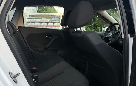 Volkswagen Polo VI (EU Market), 2011 год, 500 000 рублей, 10 фотография