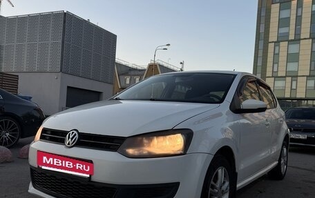 Volkswagen Polo VI (EU Market), 2011 год, 500 000 рублей, 3 фотография