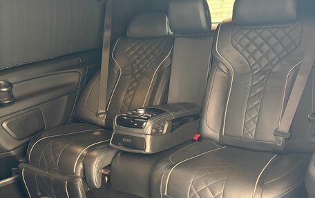 Mercedes-Benz V-Класс, 2019 год, 4 750 000 рублей, 5 фотография