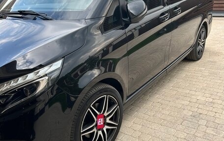 Mercedes-Benz V-Класс, 2019 год, 4 750 000 рублей, 11 фотография