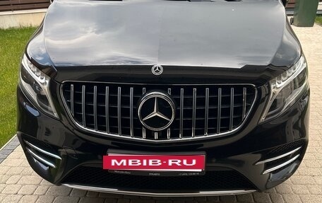 Mercedes-Benz V-Класс, 2019 год, 4 750 000 рублей, 8 фотография