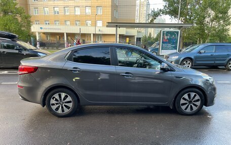 KIA Rio III рестайлинг, 2015 год, 950 000 рублей, 4 фотография