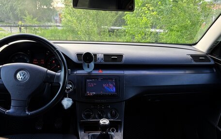 Volkswagen Passat B6, 2005 год, 525 000 рублей, 6 фотография