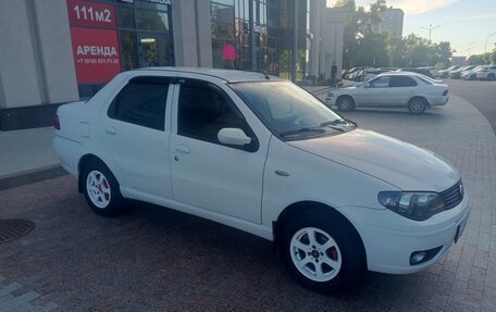 Fiat Albea I рестайлинг, 2010 год, 295 000 рублей, 3 фотография