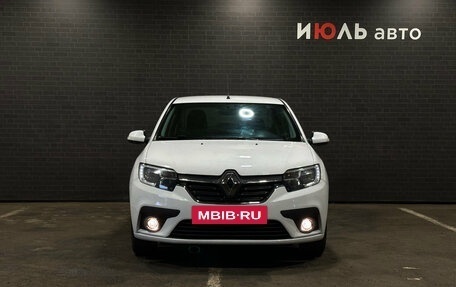 Renault Logan II, 2021 год, 900 000 рублей, 2 фотография