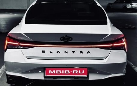 Hyundai Elantra, 2021 год, 2 050 000 рублей, 3 фотография