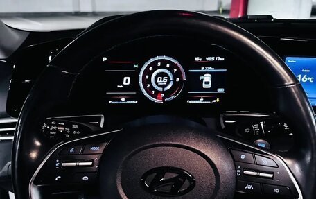 Hyundai Elantra, 2021 год, 2 050 000 рублей, 17 фотография