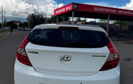Hyundai Solaris II рестайлинг, 2015 год, 850 000 рублей, 5 фотография