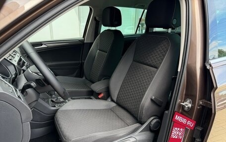 Volkswagen Tiguan II, 2018 год, 2 590 000 рублей, 16 фотография
