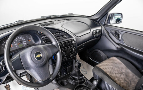 Chevrolet Niva I рестайлинг, 2015 год, 559 000 рублей, 8 фотография