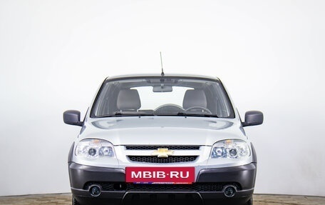 Chevrolet Niva I рестайлинг, 2015 год, 559 000 рублей, 3 фотография