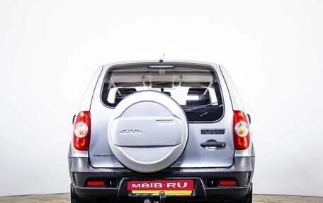 Chevrolet Niva I рестайлинг, 2015 год, 559 000 рублей, 6 фотография