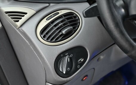 Ford Focus IV, 2001 год, 169 000 рублей, 8 фотография