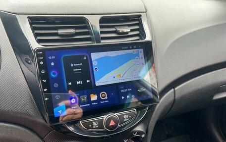 Hyundai Solaris II рестайлинг, 2012 год, 960 000 рублей, 15 фотография