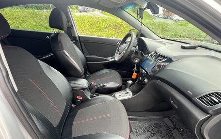 Hyundai Solaris II рестайлинг, 2012 год, 960 000 рублей, 27 фотография