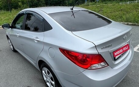 Hyundai Solaris II рестайлинг, 2012 год, 960 000 рублей, 14 фотография
