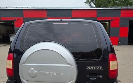 Chevrolet Niva I рестайлинг, 2005 год, 300 000 рублей, 4 фотография