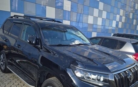 Toyota Land Cruiser Prado 150 рестайлинг 2, 2022 год, 7 900 000 рублей, 5 фотография