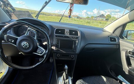 Volkswagen Polo VI (EU Market), 2018 год, 1 100 000 рублей, 7 фотография