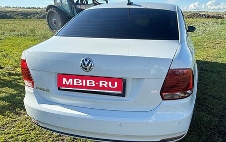 Volkswagen Polo VI (EU Market), 2018 год, 1 100 000 рублей, 3 фотография