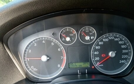 Ford Focus II рестайлинг, 2005 год, 250 000 рублей, 16 фотография