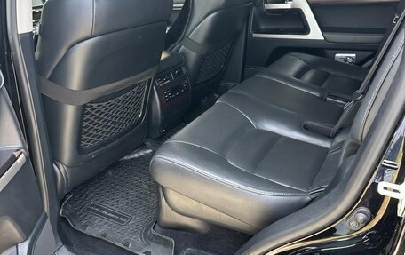 Toyota Land Cruiser 200, 2018 год, 7 100 000 рублей, 5 фотография