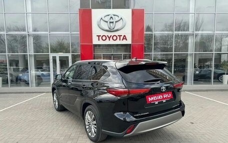 Toyota Highlander, 2026 год, 5 750 000 рублей, 7 фотография