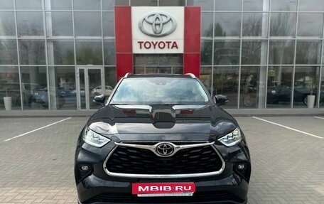 Toyota Highlander, 2026 год, 5 750 000 рублей, 2 фотография