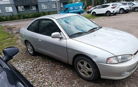 Mitsubishi Mirage VI рестайлинг, 2002 год, 200 000 рублей, 4 фотография