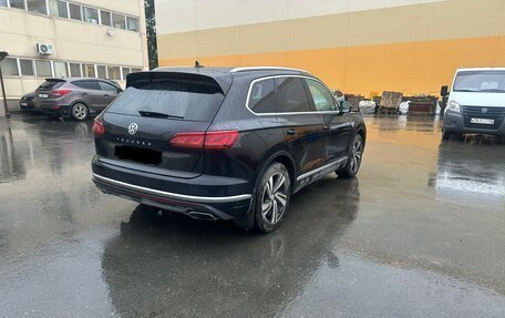 Volkswagen Touareg III, 2020 год, 4 700 000 рублей, 4 фотография