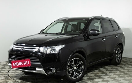 Mitsubishi Outlander III рестайлинг 3, 2014 год, 1 549 585 рублей, 2 фотография