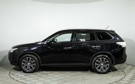 Mitsubishi Outlander III рестайлинг 3, 2014 год, 1 549 585 рублей, 9 фотография