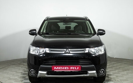 Mitsubishi Outlander III рестайлинг 3, 2014 год, 1 549 585 рублей, 3 фотография
