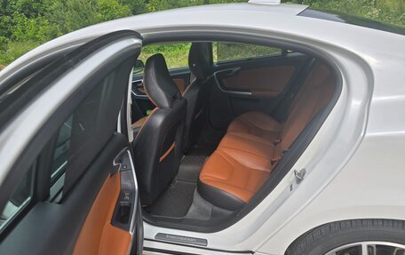 Volvo S60 III, 2017 год, 1 995 000 рублей, 13 фотография