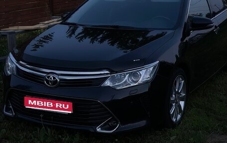 Toyota Camry, 2014 год, 2 100 000 рублей, 1 фотография