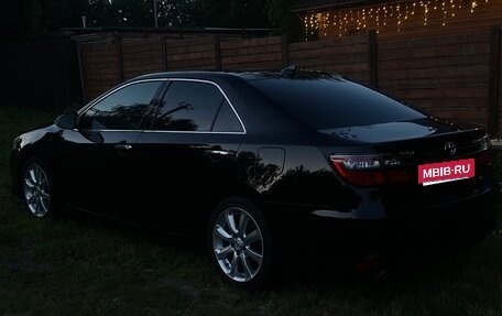 Toyota Camry, 2014 год, 2 100 000 рублей, 2 фотография