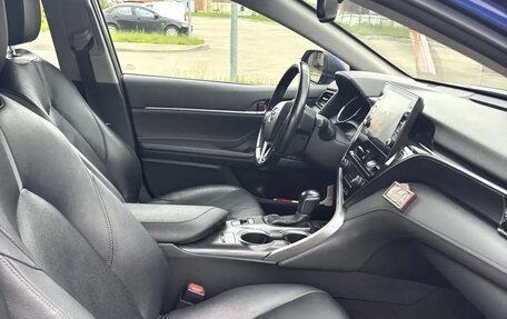 Toyota Camry, 2021 год, 3 150 000 рублей, 9 фотография