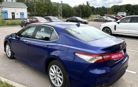 Toyota Camry, 2021 год, 3 150 000 рублей, 3 фотография